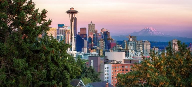 Seattle downtown with Mt. Rainier behind