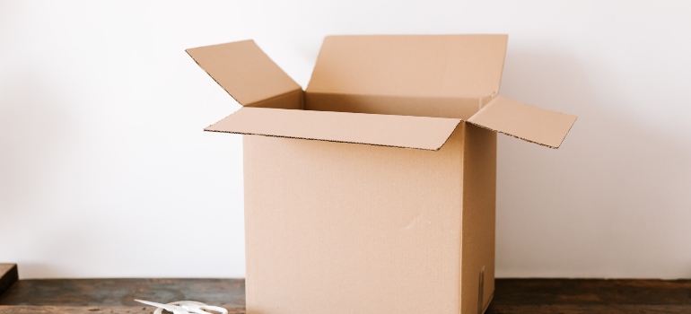 open large moving box