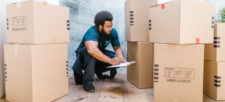 a man doing a moving estimate